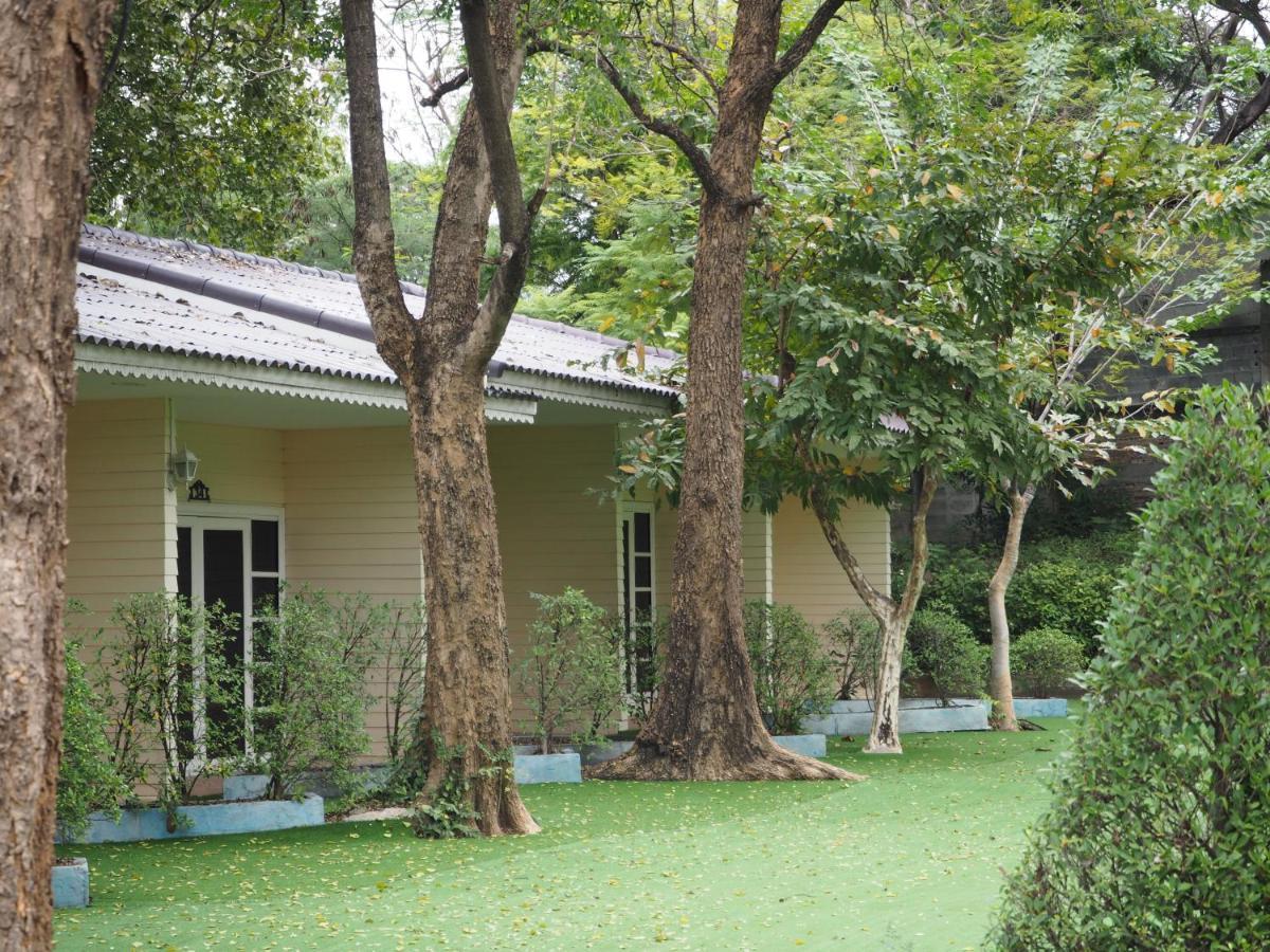 The Hotel Nakhonsawan Накхонсаван Экстерьер фото